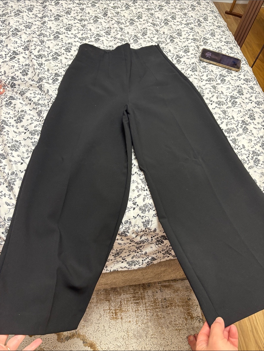 Zara Black Wide-Leg High-Rise Trousers